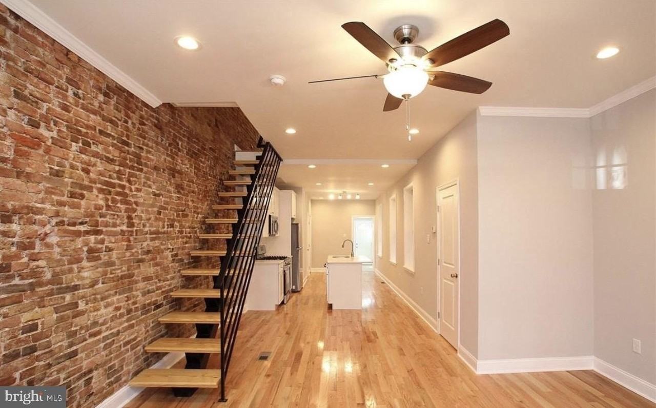 758 N 43rd St - Photo 3 of 22