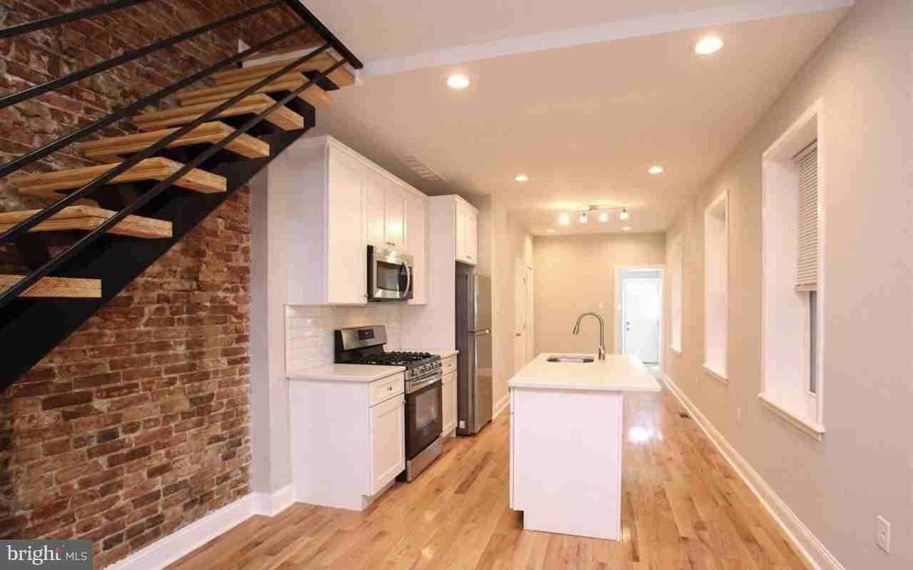 758 N 43rd St - Photo 7 of 22