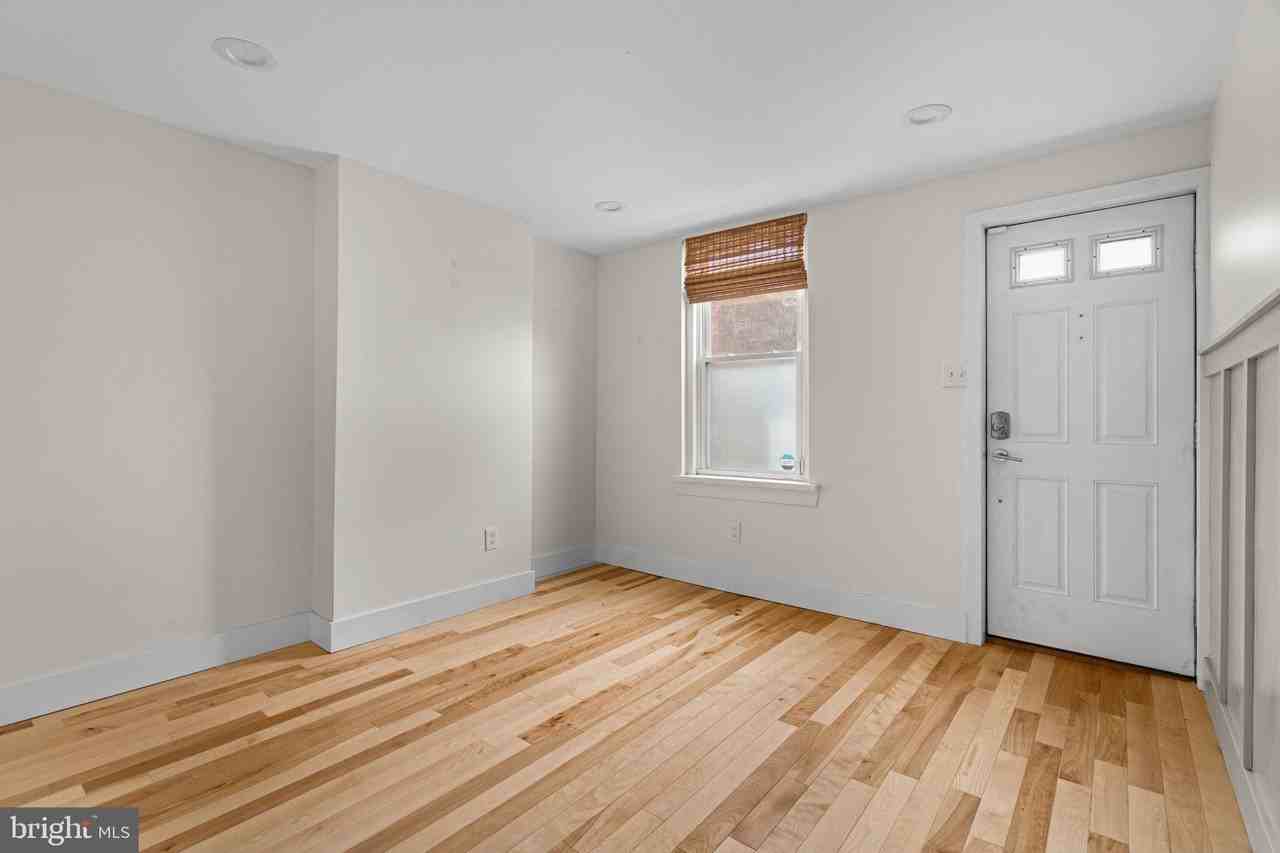 2517 E Gordon St - Photo 3 of 24