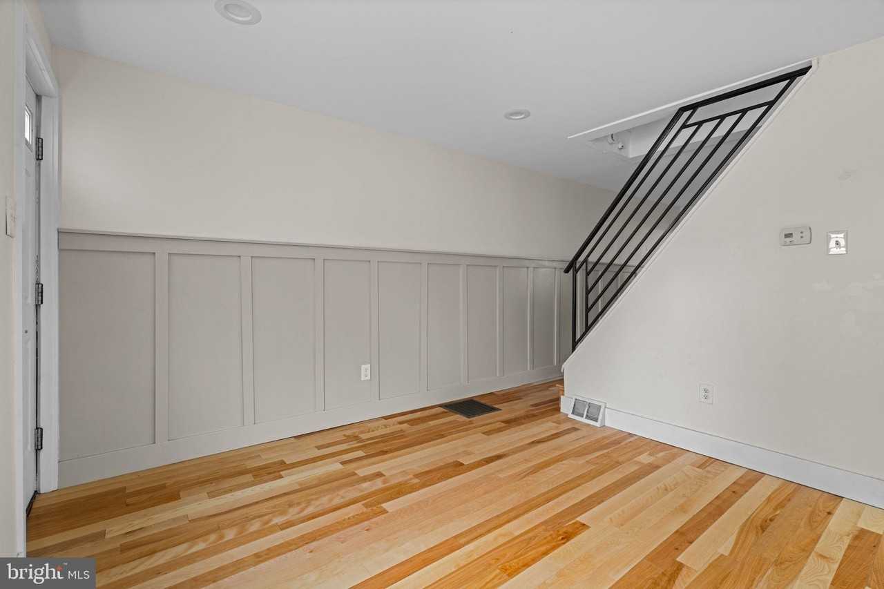 2517 E Gordon St - Photo 5 of 24