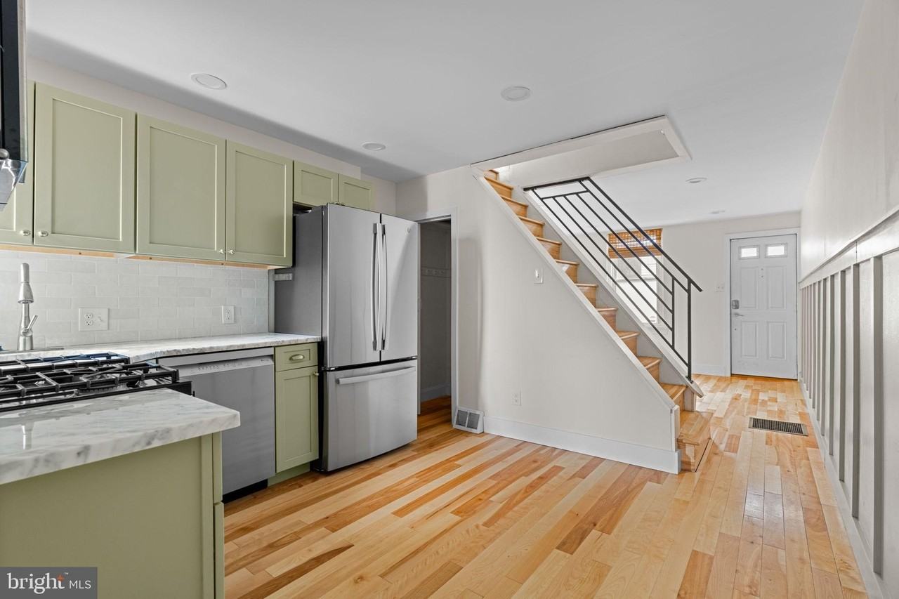 2517 E Gordon St - Photo 6 of 24