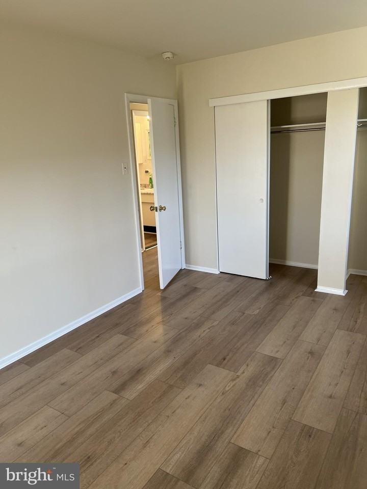 205 Erica Pl - Photo 6 of 6