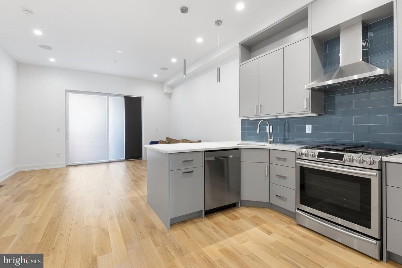 1544 S 20th St Unit A - Photo 3 of 41