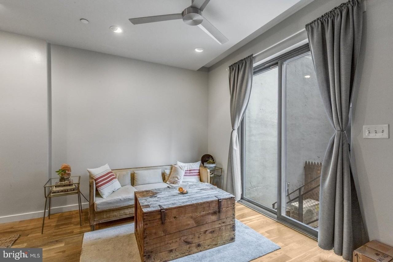 1306 N Hope St Apt A - Photo 7 of 29