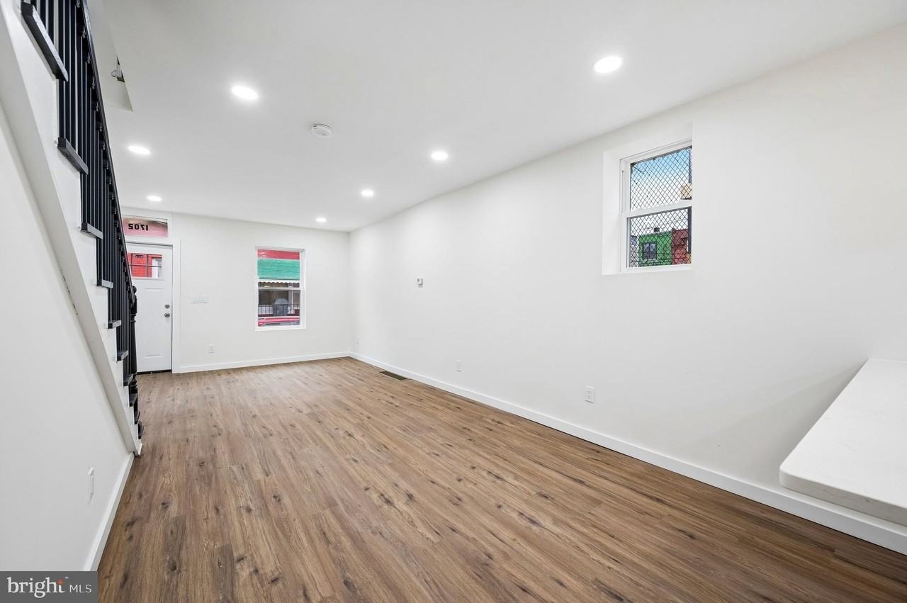 1702 N Stillman St - Photo 6 of 14