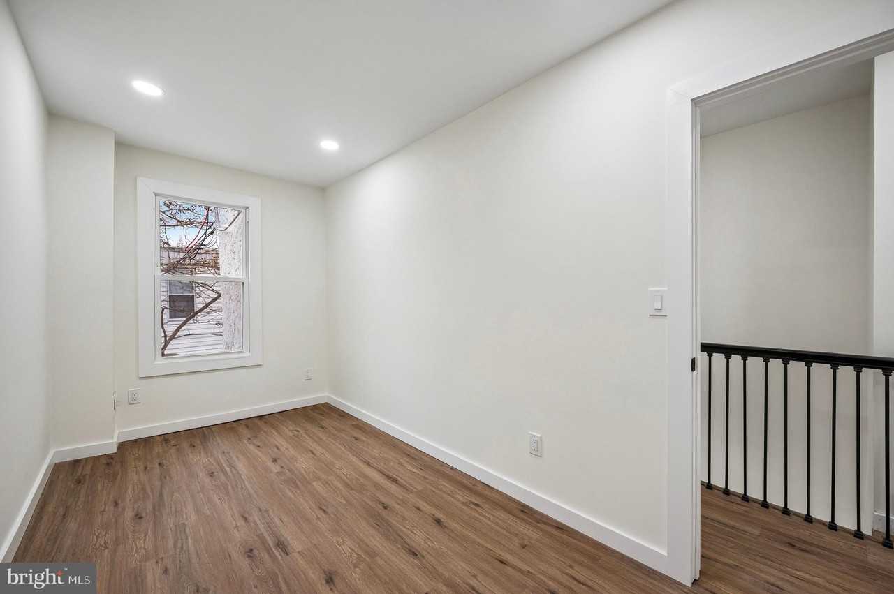 1702 N Stillman St - Photo 7 of 14