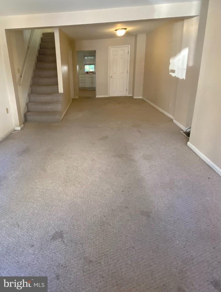 4450 Baker St - Photo 4 of 13