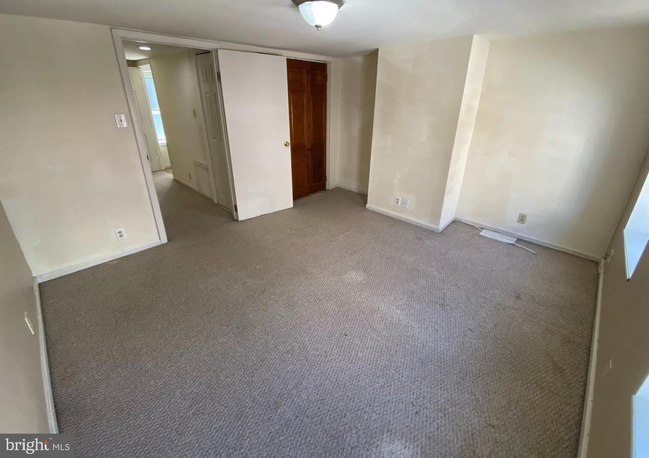 4450 Baker St - Photo 7 of 13