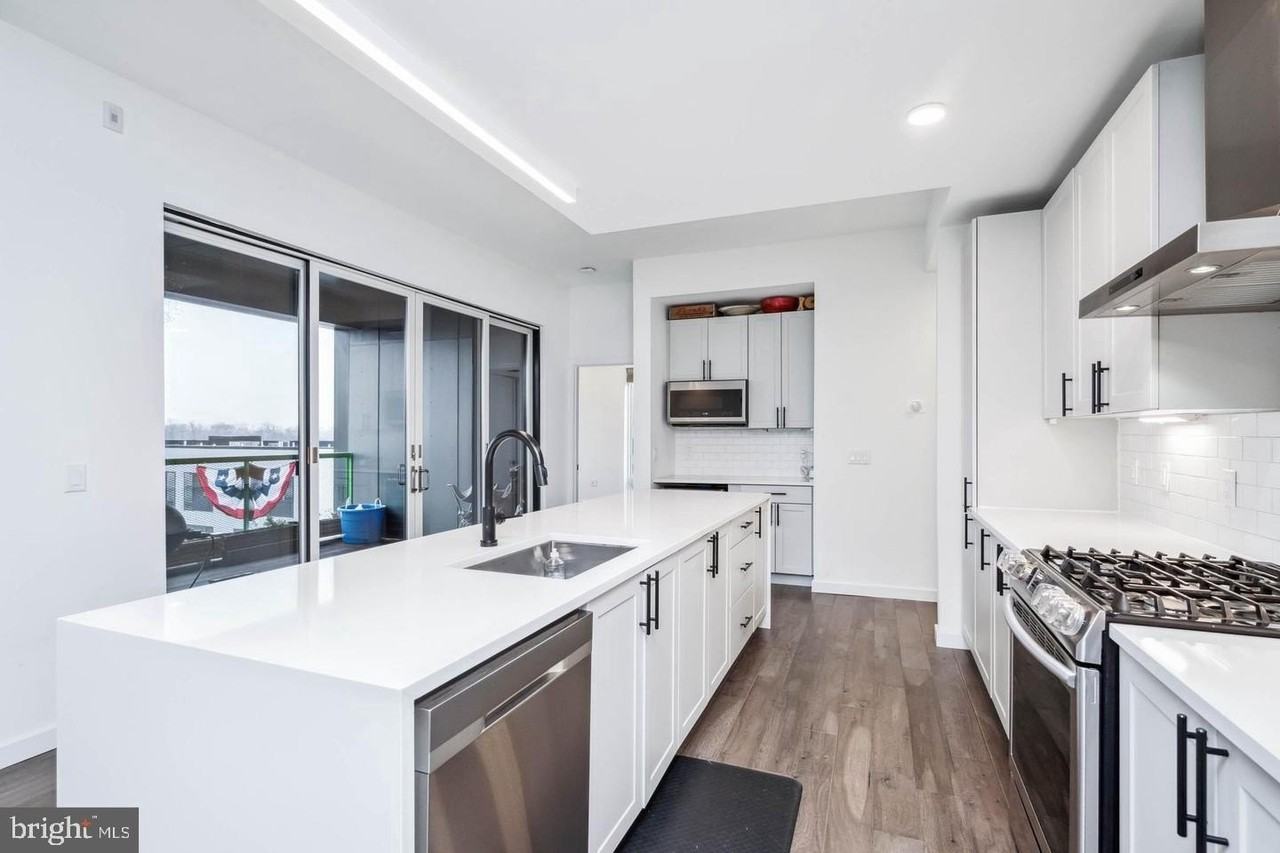 1501-19 N 31st St Apt Ph1 - Photo 6 of 39