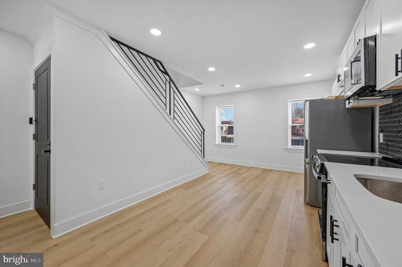 1911 W Hunting Park Ave #B - Photo 4 of 19