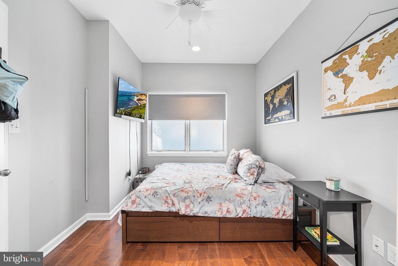 1333 N Howard St - Photo 6 of 30