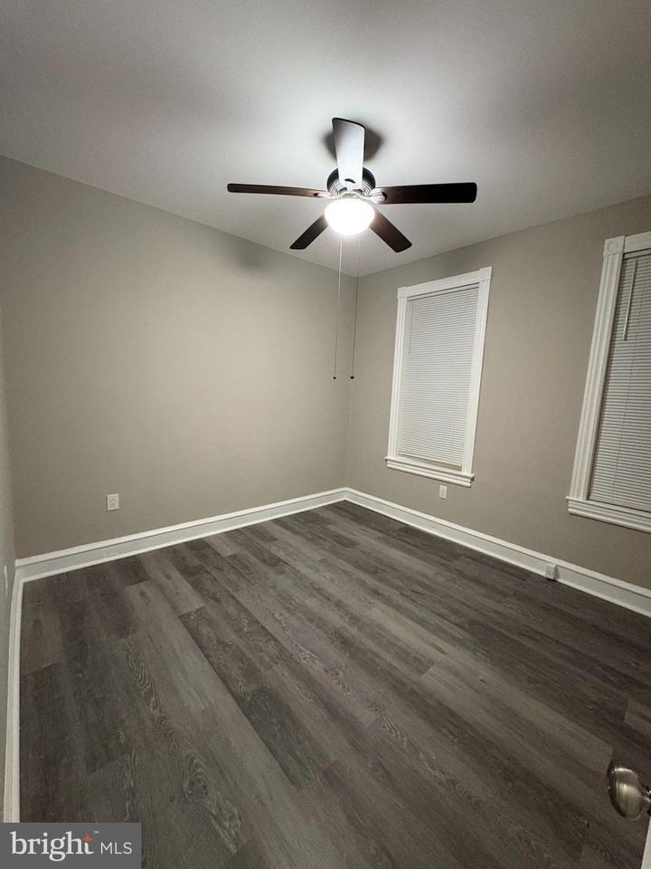 5921 N 12th St Unit 1 - Photo 3 of 7