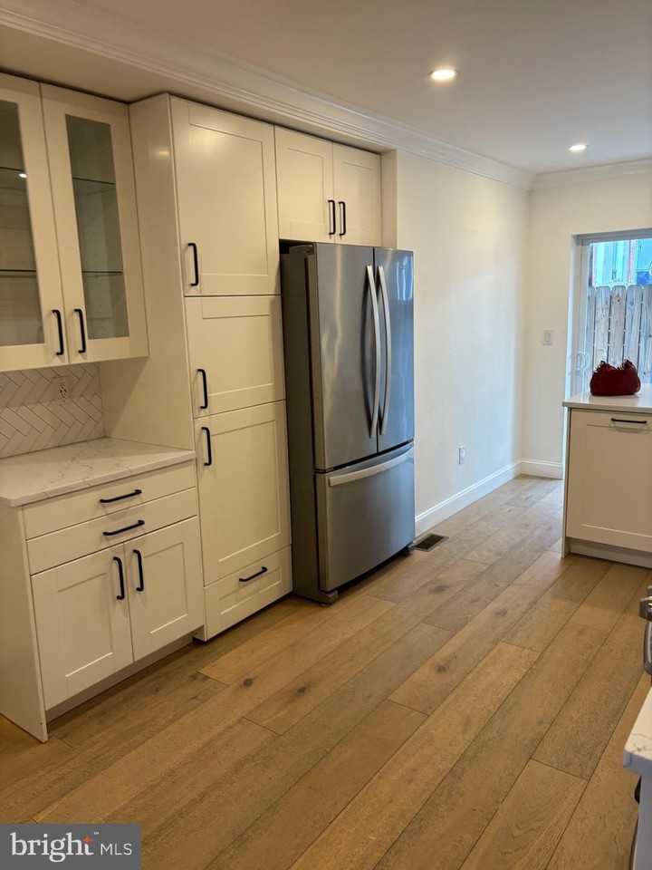 1118 E Wilt St - Photo 3 of 7