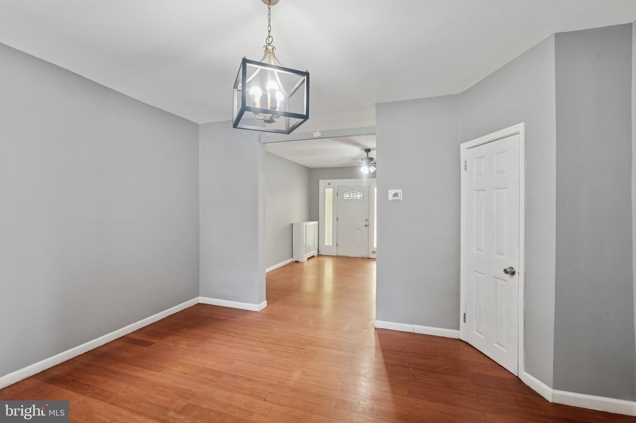 922 Granite St - Photo 3 of 16