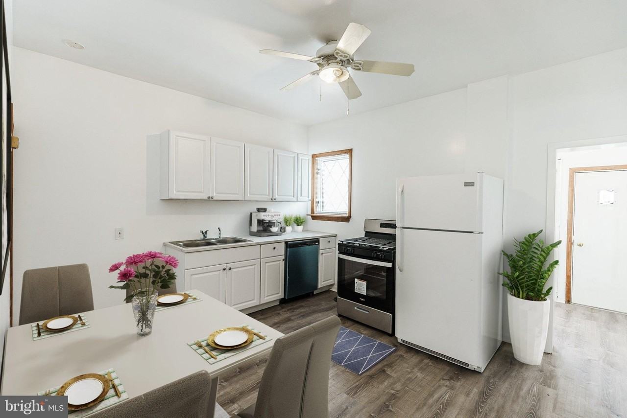 724 Moyer St - Photo 4 of 25