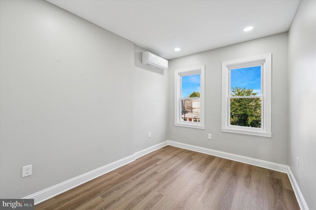 2917 N 7th St #2 - Photo 6 of 7