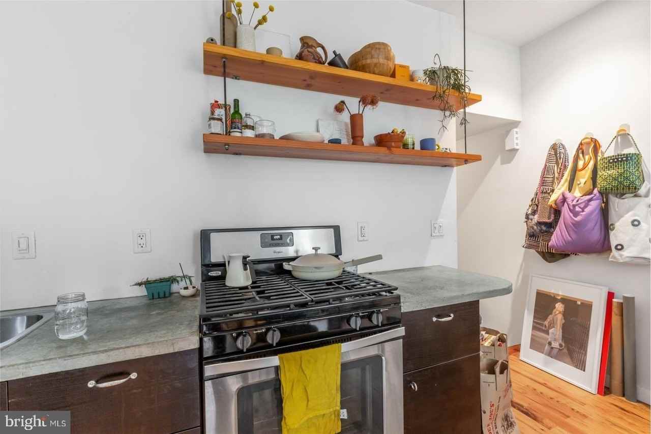 2049 E Susquehanna Ave Apt 2f - Photo 5 of 12