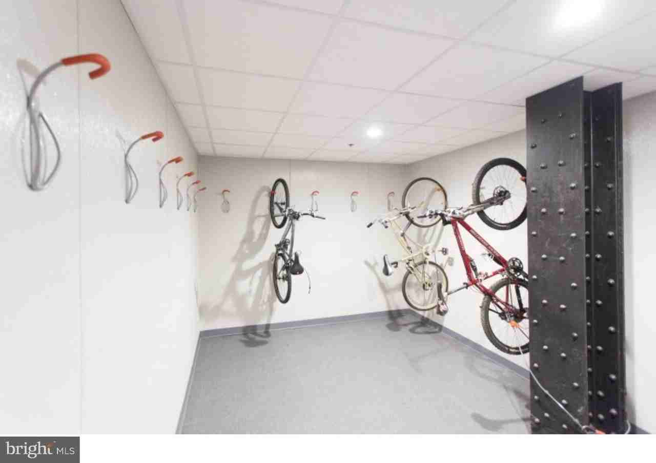 1600 Walnut St Apt 602-3 - Photo 5 of 14