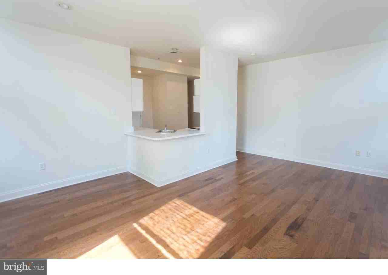 1600 Walnut St Apt 502-4 - Photo 7 of 24