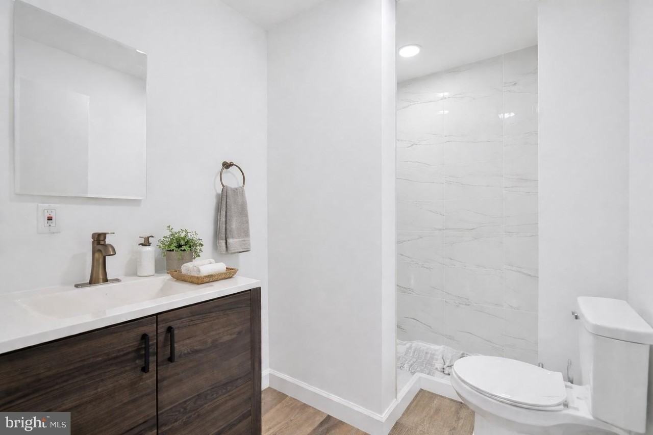 2040 Frankford Ave Apt 2nd - Photo 4 of 13