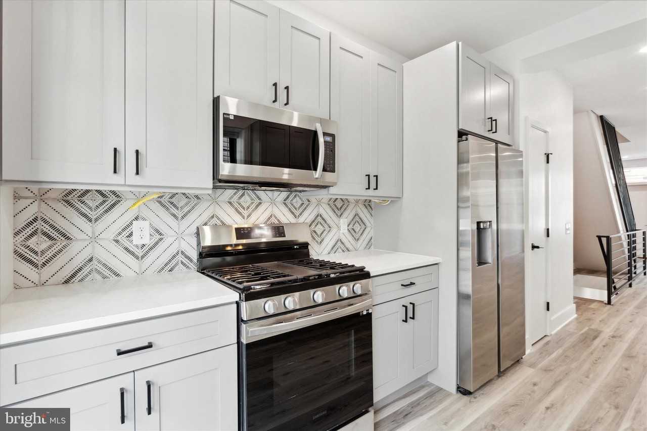 1265 S Bonsall St - Photo 5 of 21