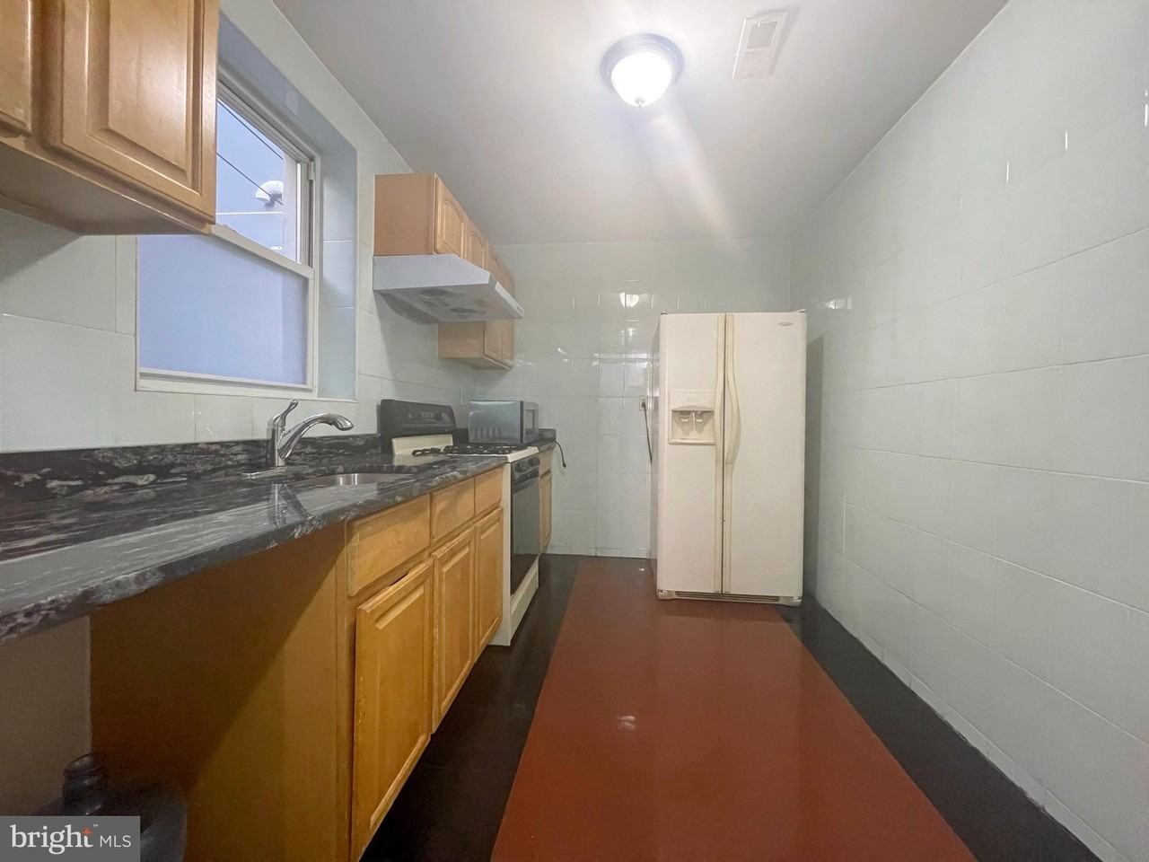 1005 S 10th St - Photo 6 of 21