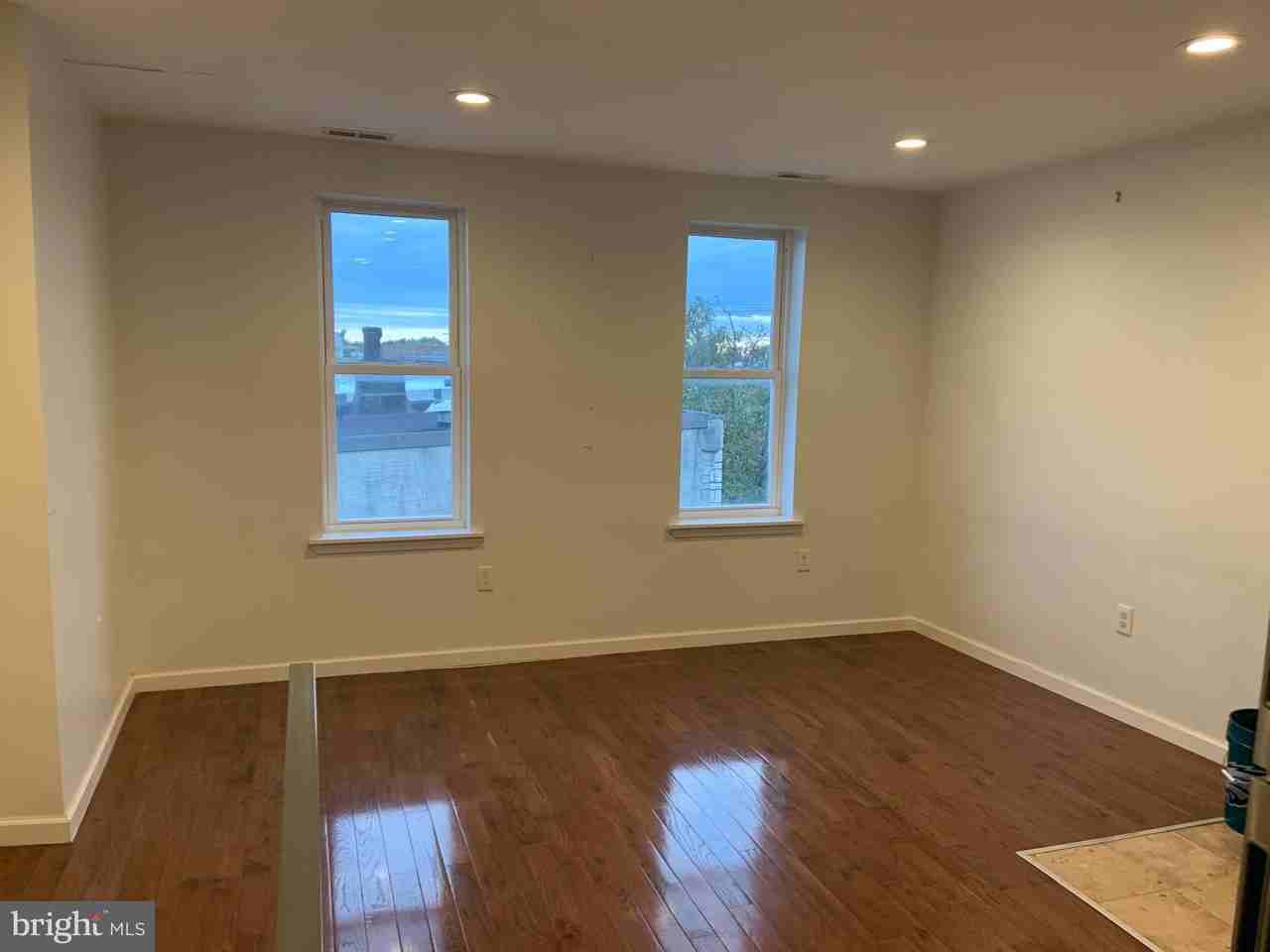 1540 W Ritner St 3rd Fl - Photo 3 of 10