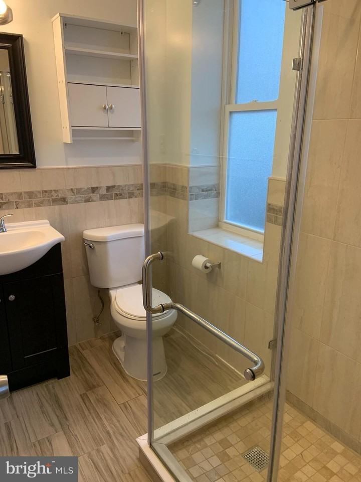 1540 W Ritner St 3rd Fl - Photo 4 of 10