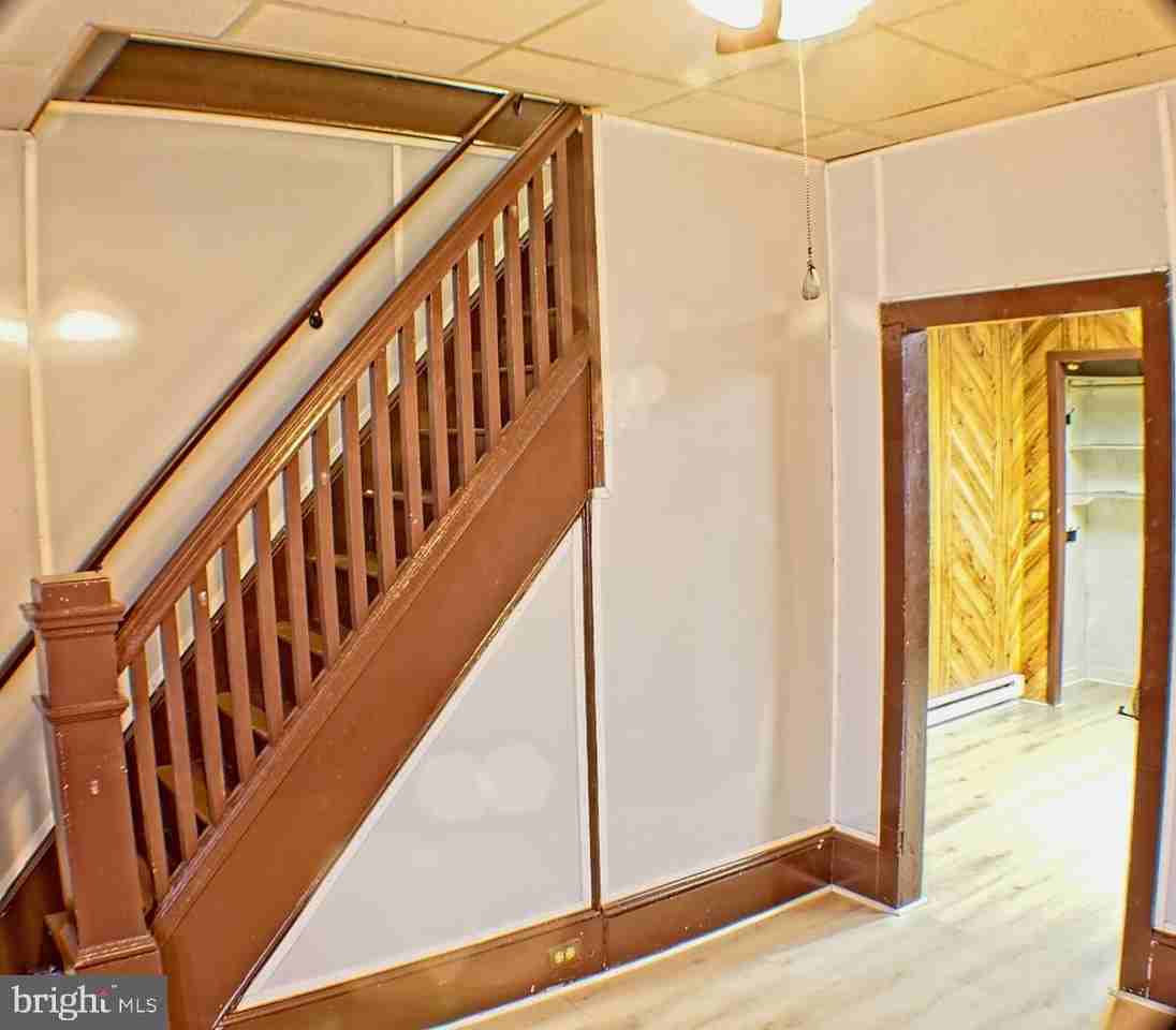 27 N Price St - Photo 4 of 7