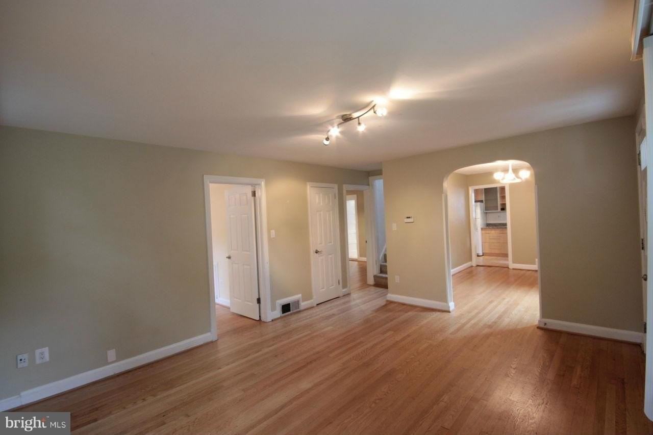 3931 6th St S - Photo 3 of 26