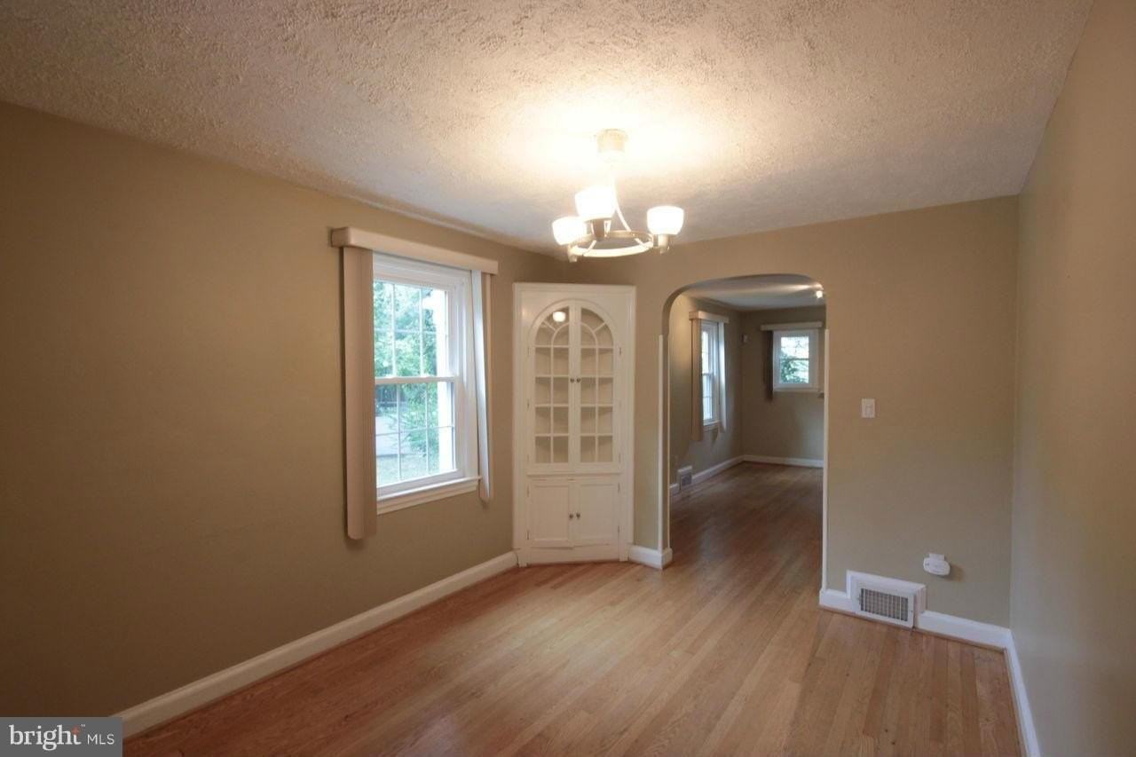 3931 6th St S - Photo 5 of 26