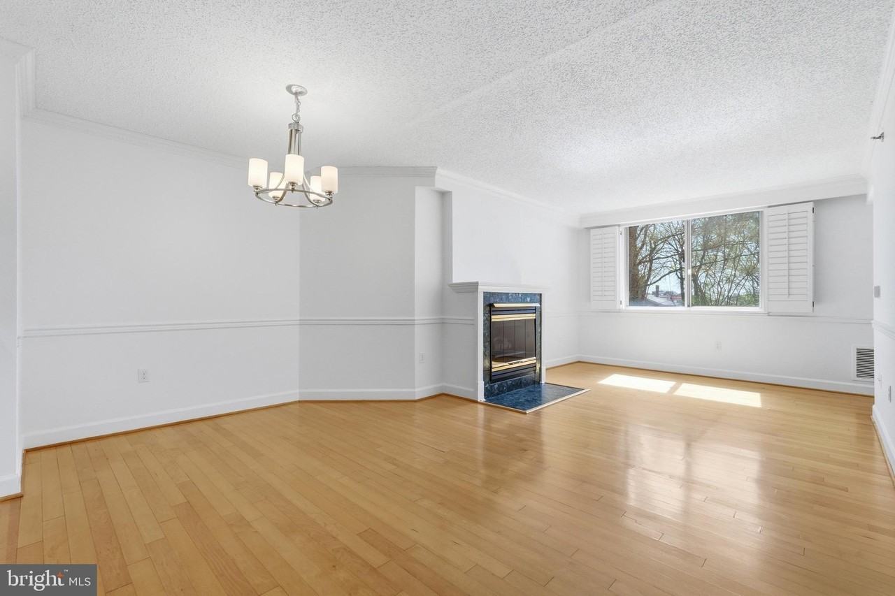 1276 N Wayne St #319 - Photo 6 of 29