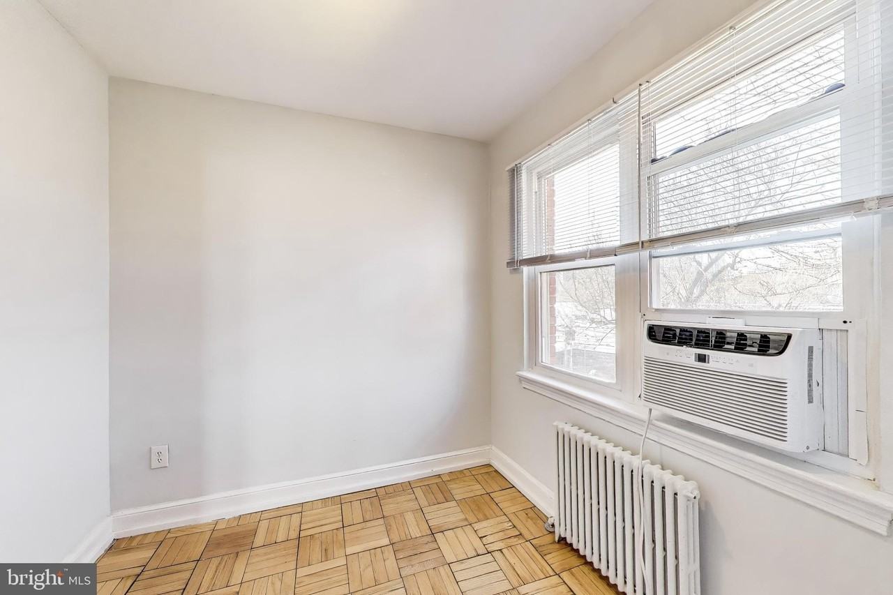 1726 N Quinn St Apt 307 - Photo 5 of 33