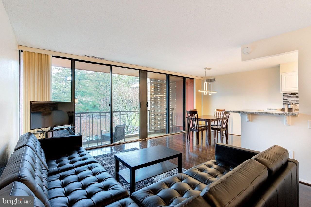 8 S Van Dorn St #608