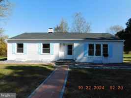 featured image of 13341 Latham Ln