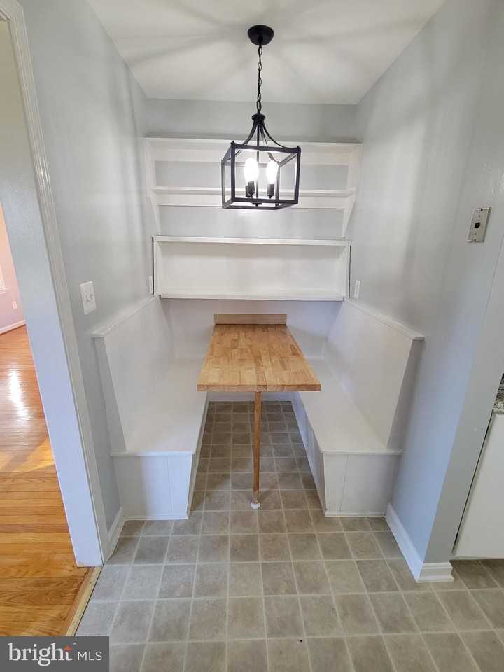 13341 Latham Ln - Photo 4 of 15