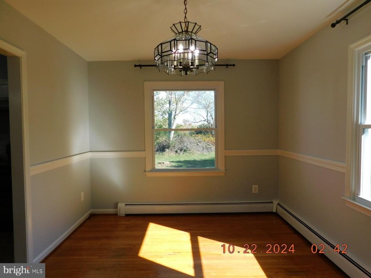 13341 Latham Ln - Photo 5 of 15