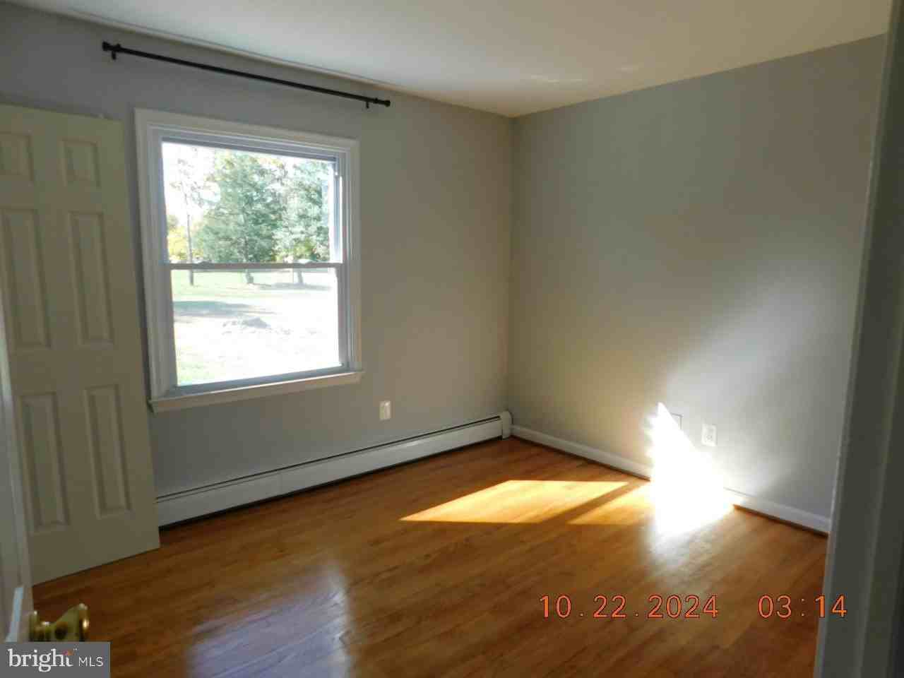 13341 Latham Ln - Photo 6 of 15