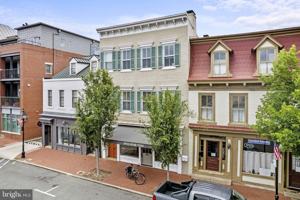 featured image of 415 William St #A