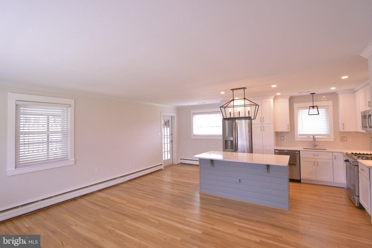 3817 Ren Rd - Photo 3 of 19