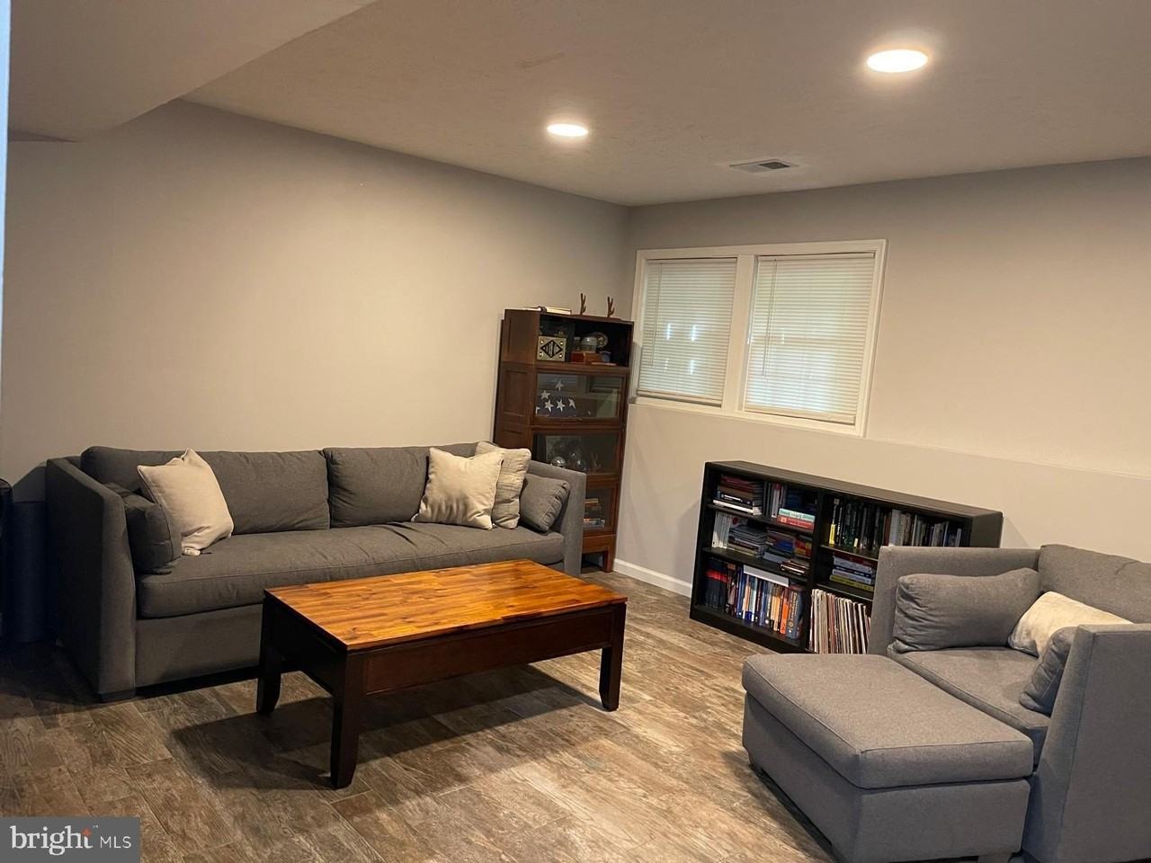 4129 Trowbridge St - Photo 2 of 30