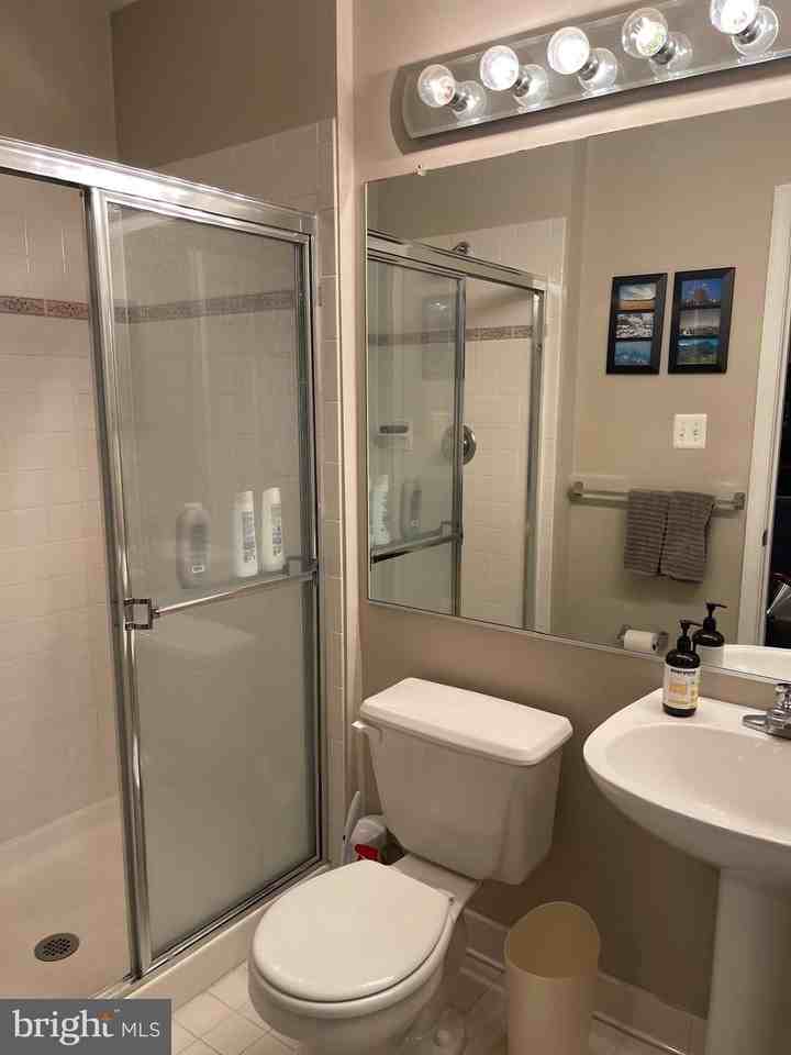 4129 Trowbridge St - Photo 3 of 30