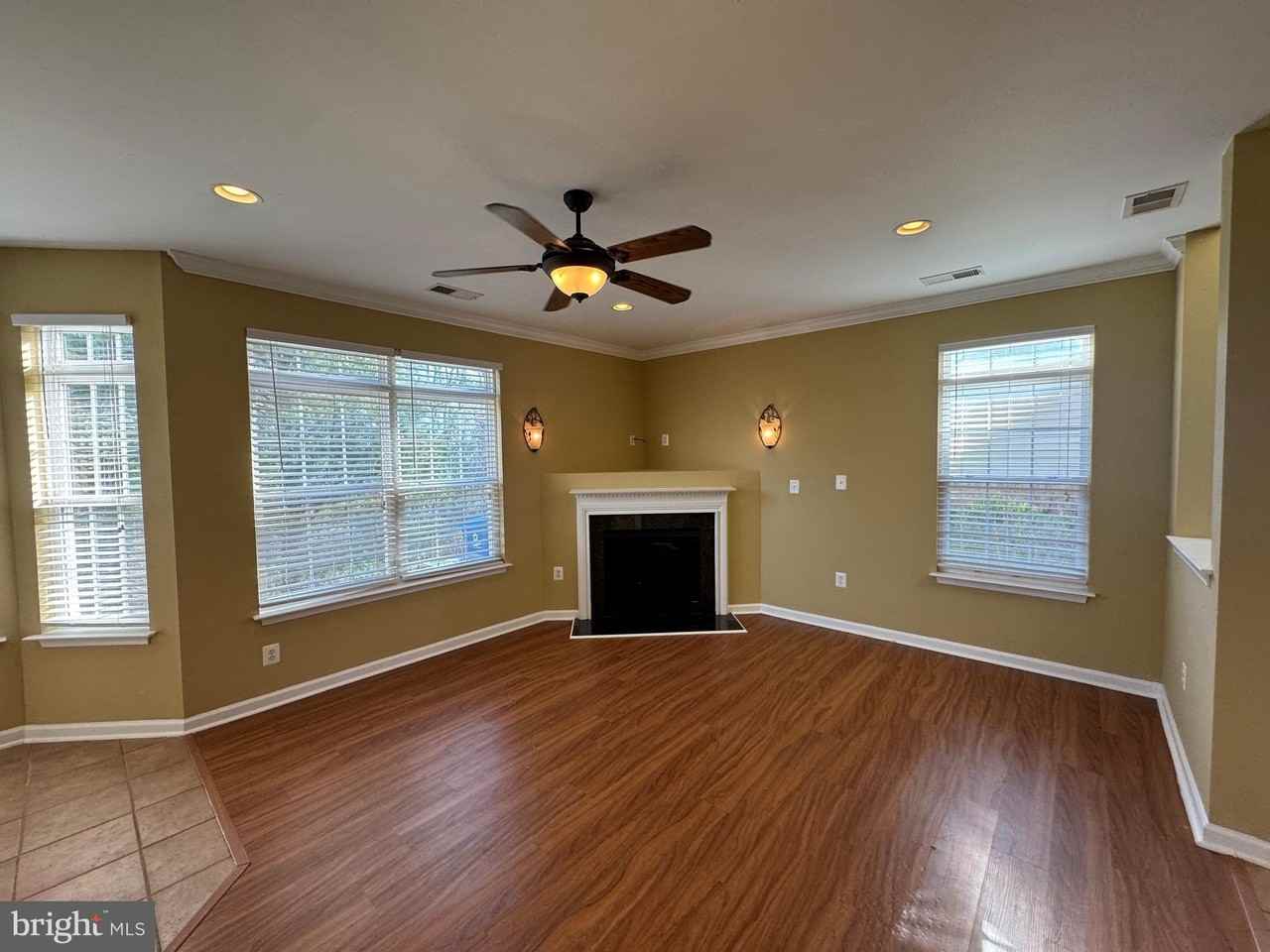 400 Kintyre Ln - Photo 6 of 33