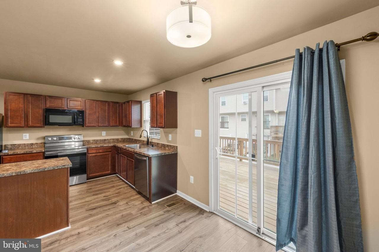 113 Reign Way - Photo 7 of 35