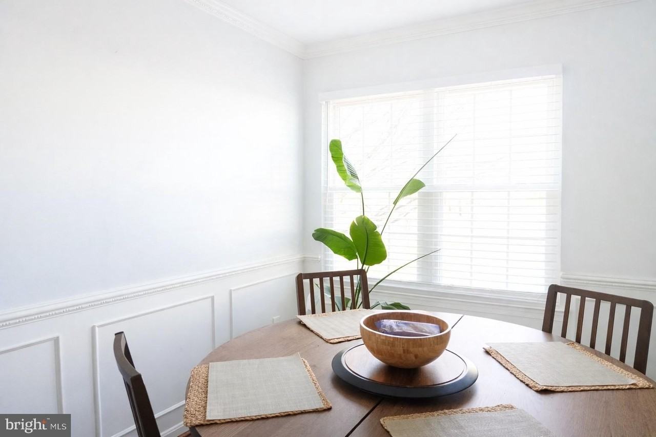 13998 New Braddock Rd - Photo 5 of 34