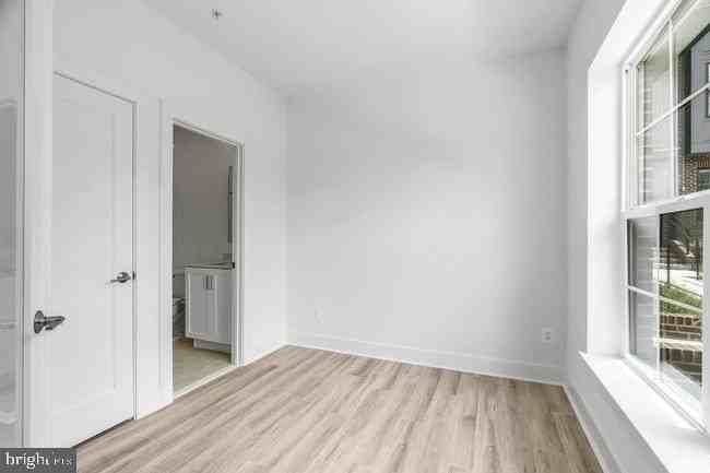 11236 Bunsen St - Photo 6 of 50