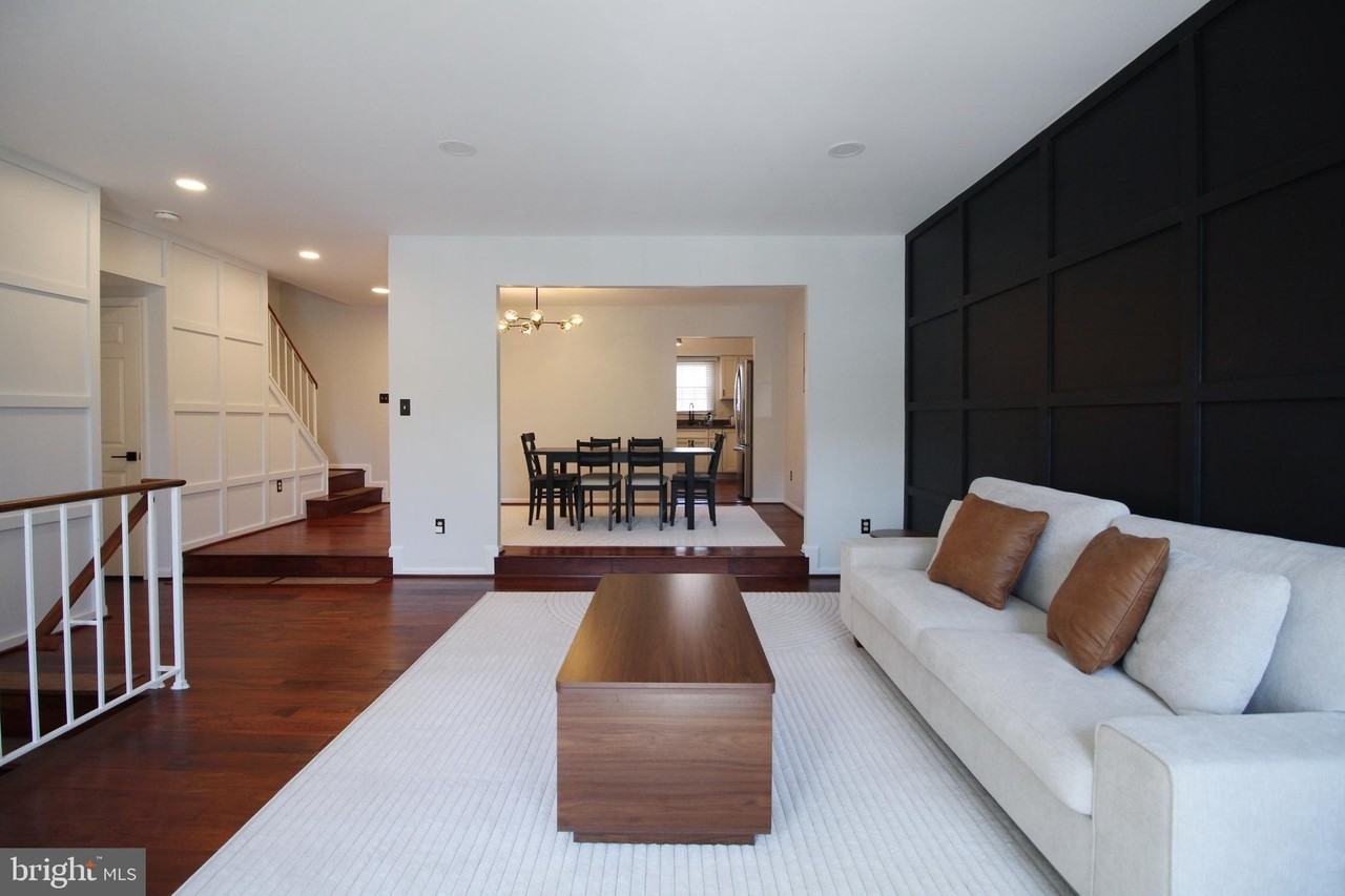 3139 Stratford Ct - Photo 5 of 31