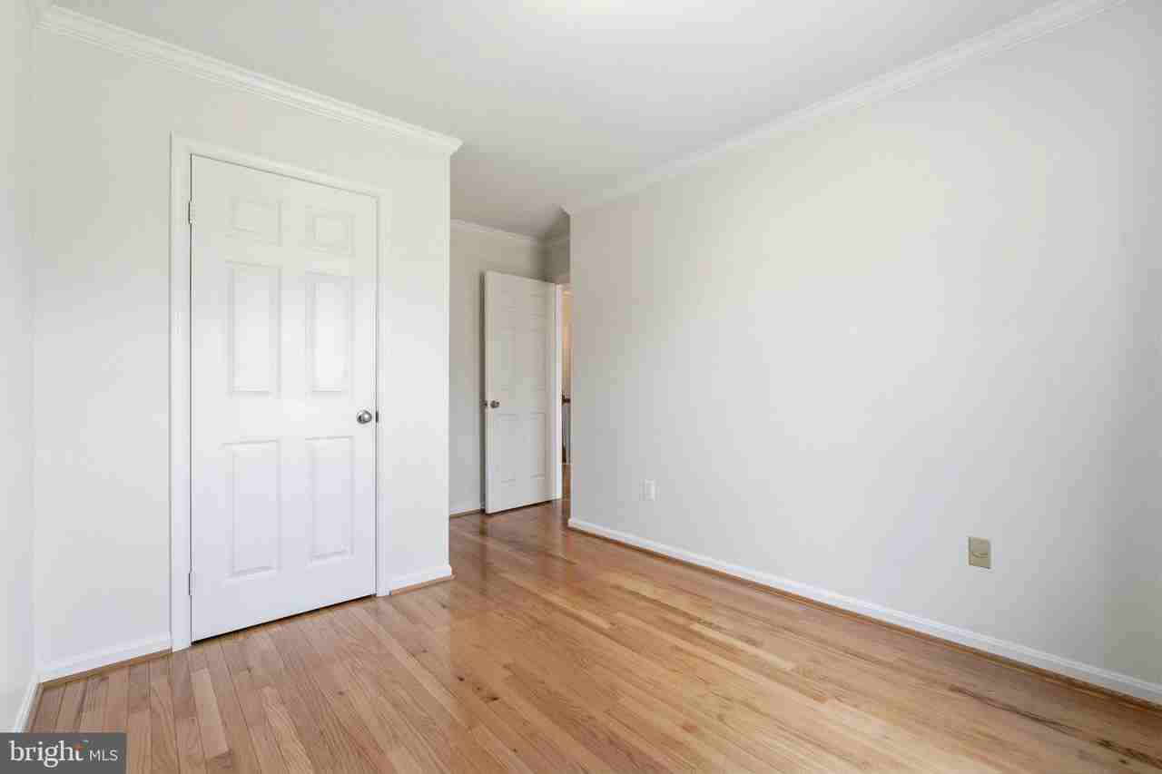 9663 Franklin Woods Pl - Photo 7 of 37