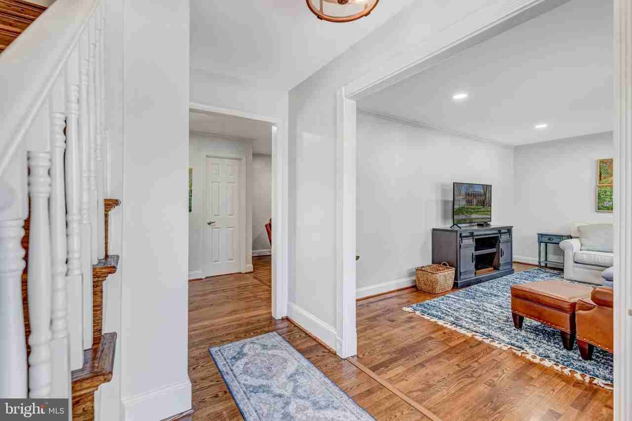 8409 Finlay Ct - Photo 3 of 50