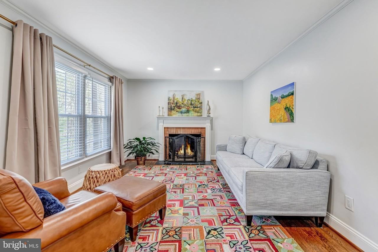 8409 Finlay Ct - Photo 6 of 50